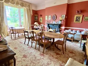 Dining Room- click for photo gallery